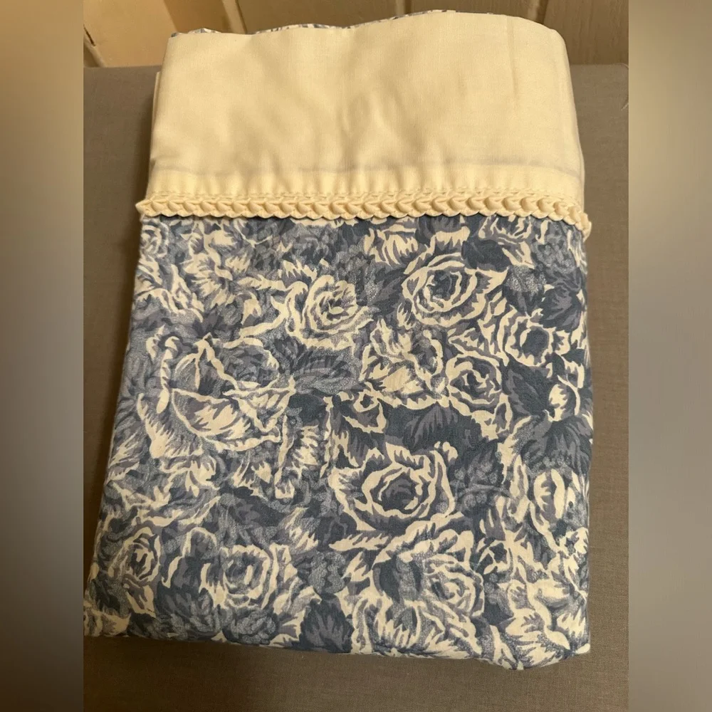 Jessica McClintock Twin Sheet Set Vintage Jonette Blue/Cream French Rose Floral